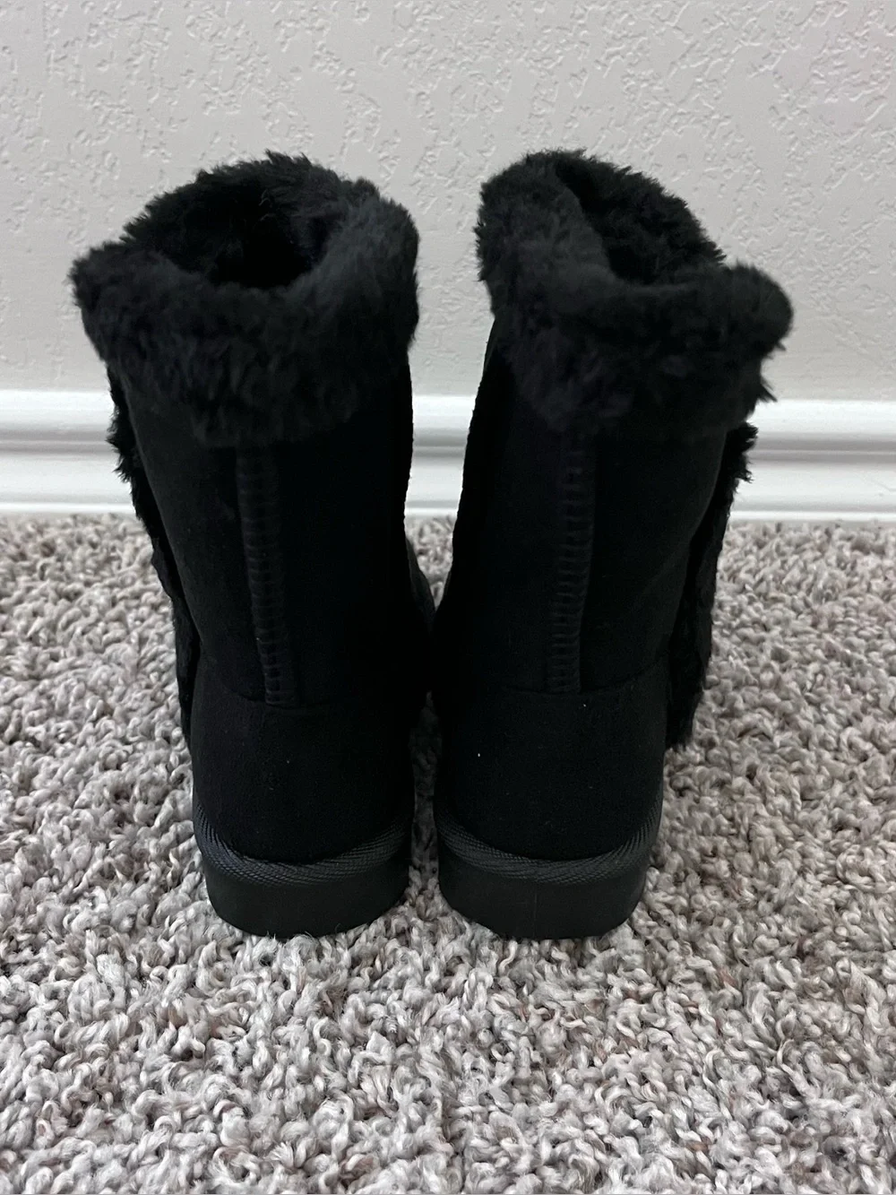 NWOT FabKids boots